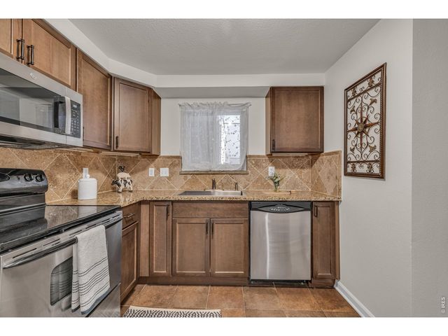 20 S Logan St 102, Denver, CO 80209
