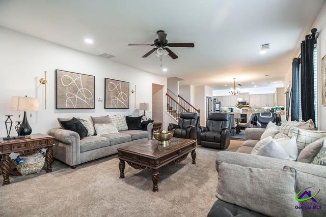 105 Savannah Court, Byron, GA 31008