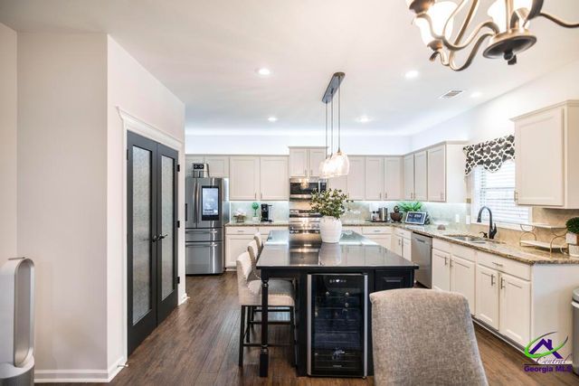 105 Savannah Court, Byron, GA 31008