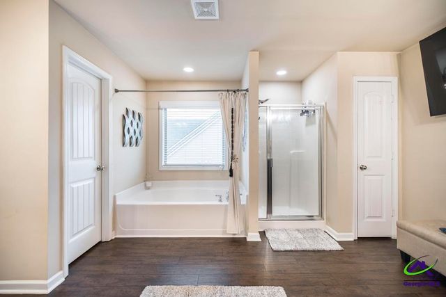 105 Savannah Court, Byron, GA 31008