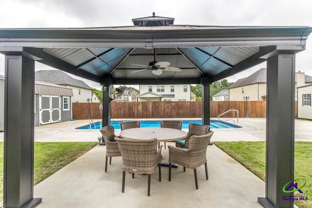 105 Savannah Court, Byron, GA 31008