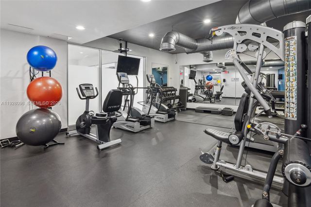 401 Golden Isles Dr 1012, Hallandale Beach, FL 33009