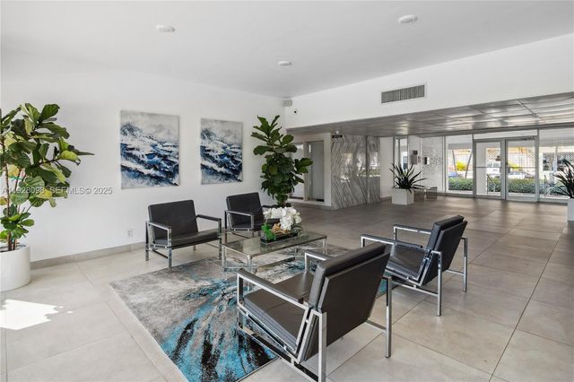 401 Golden Isles Dr 1012, Hallandale Beach, FL 33009