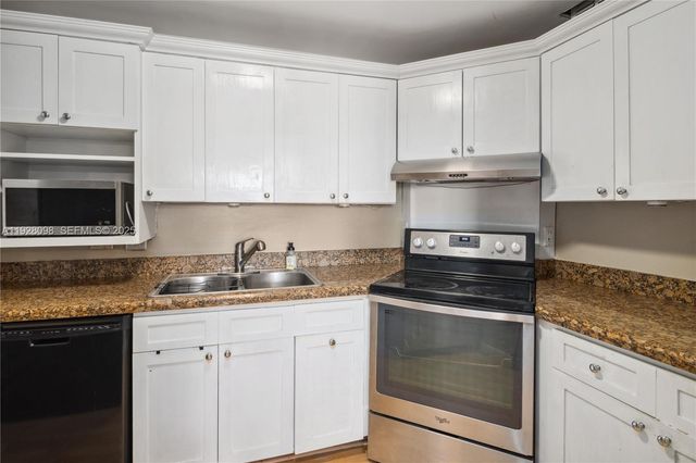 401 Golden Isles Dr 1012, Hallandale Beach, FL 33009