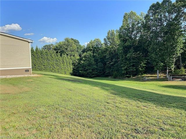 202 Clover Valley Drive, North Wilkesboro, NC 28659