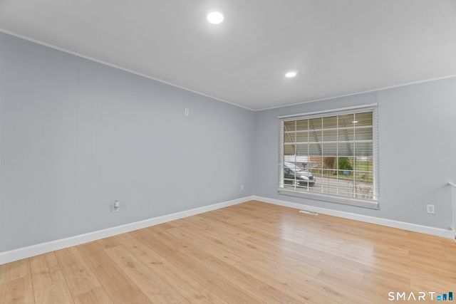 75 Wenham Street, West Haven, CT 06516