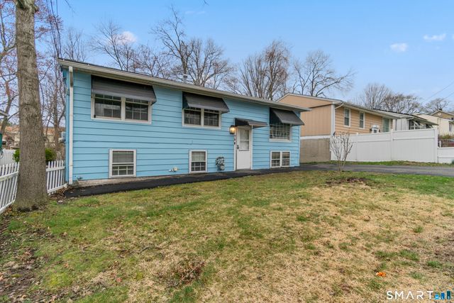 75 Wenham Street, West Haven, CT 06516