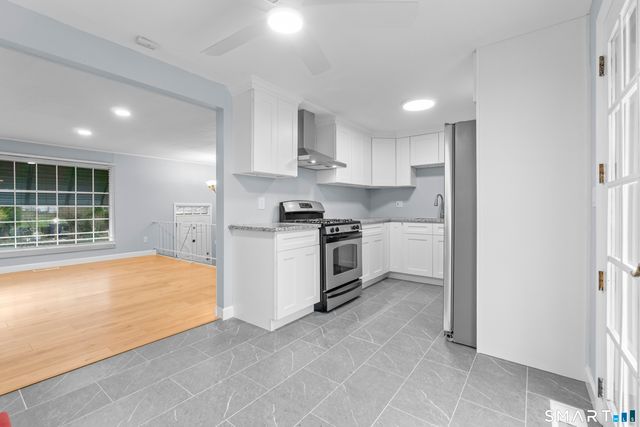 75 Wenham Street, West Haven, CT 06516