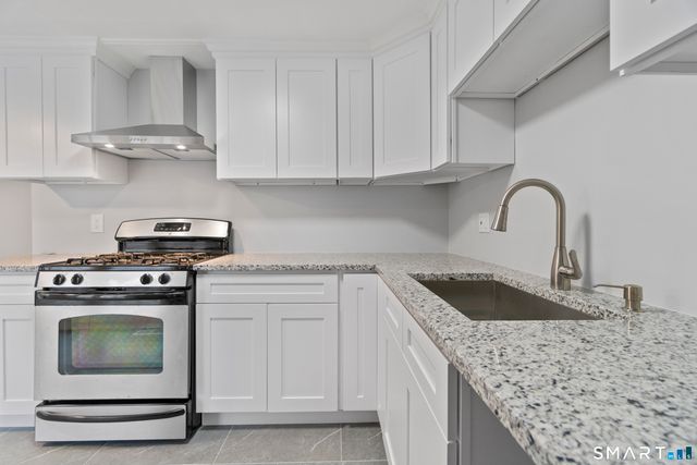 75 Wenham Street, West Haven, CT 06516