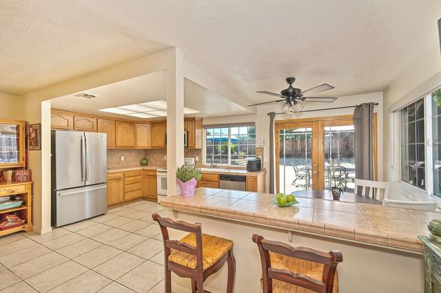 5460 Paragon St, Rocklin, CA 95677