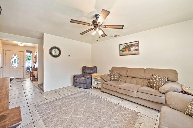 5460 Paragon St, Rocklin, CA 95677