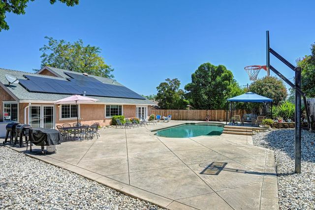 5460 Paragon St, Rocklin, CA 95677