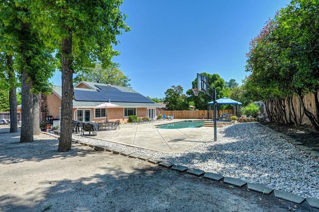 5460 Paragon St, Rocklin, CA 95677