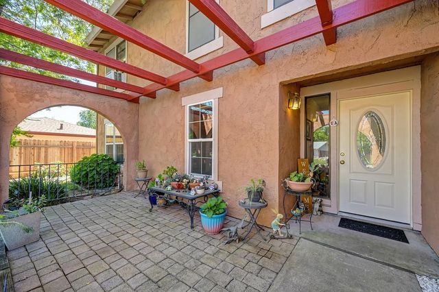 5460 Paragon St, Rocklin, CA 95677