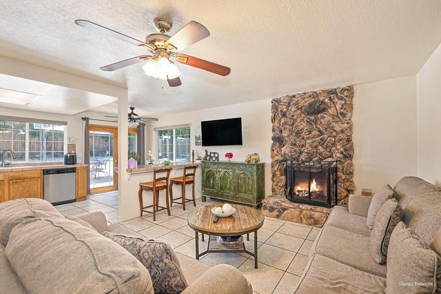 5460 Paragon St, Rocklin, CA 95677