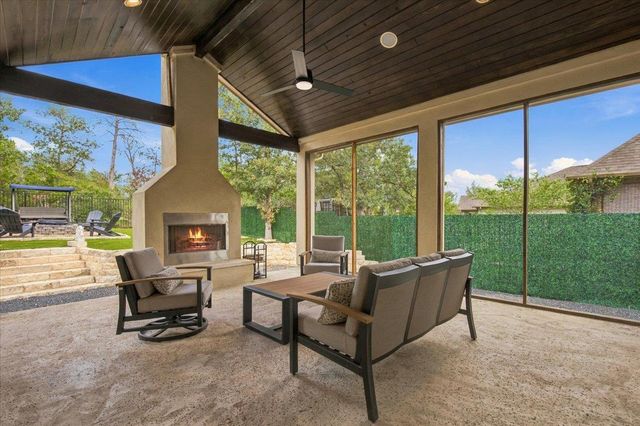 111 Loysoya ST, Bastrop, TX 78602