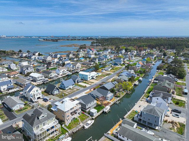 10404 NEW QUAY RD, Ocean City, MD 21842