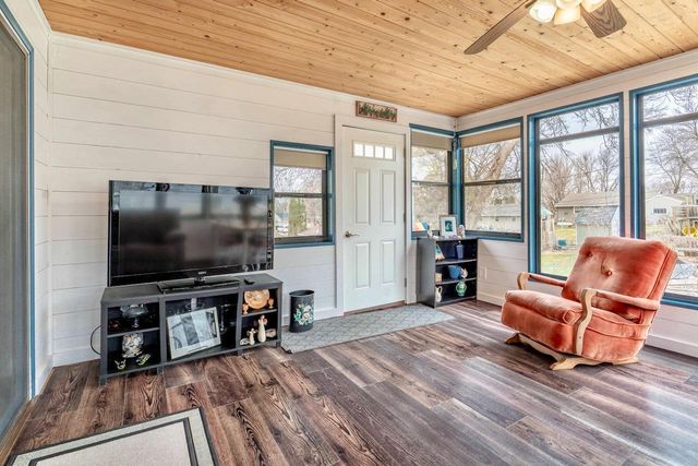 413 E St. Charles Avenue, Fergus Falls, MN 56537