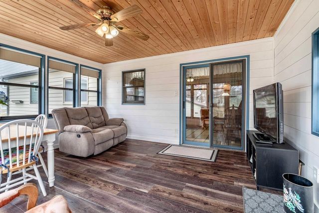 413 E St. Charles Avenue, Fergus Falls, MN 56537