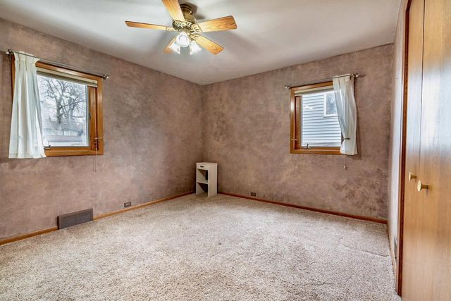 413 E St. Charles Avenue, Fergus Falls, MN 56537