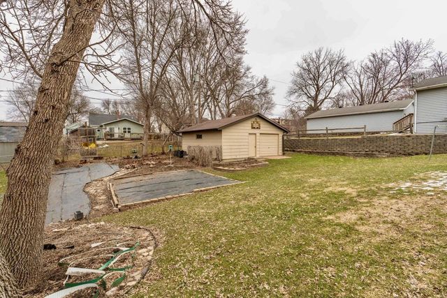 413 E St. Charles Avenue, Fergus Falls, MN 56537