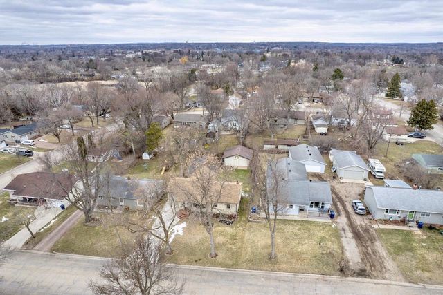 413 E St. Charles Avenue, Fergus Falls, MN 56537