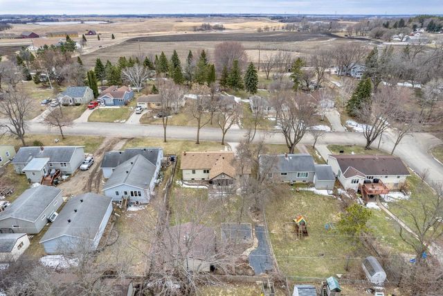 413 E St. Charles Avenue, Fergus Falls, MN 56537