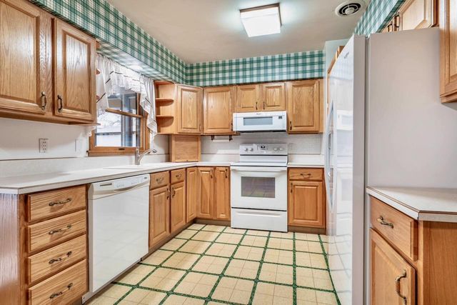 413 E St. Charles Avenue, Fergus Falls, MN 56537