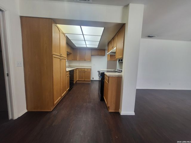 9614 Caney Creek, San Antonio, TX 78245