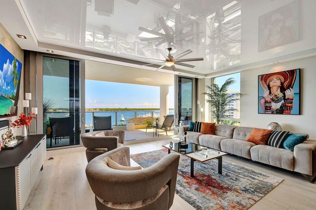 2 WATER CLUB Way 601, North Palm Beach, FL 33408