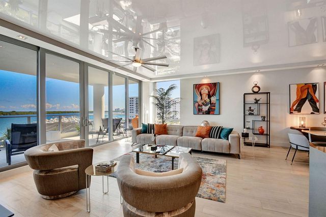 2 WATER CLUB Way 601, North Palm Beach, FL 33408