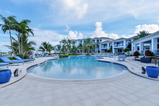 2 WATER CLUB Way 601, North Palm Beach, FL 33408