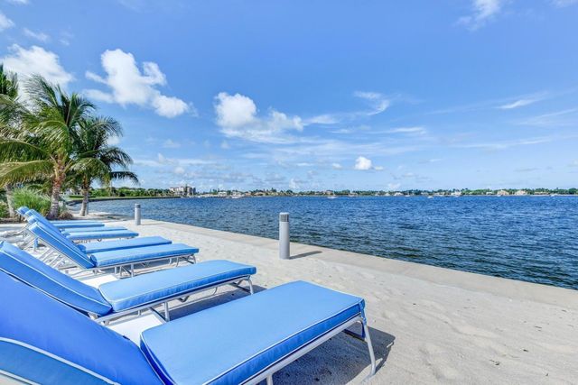 2 WATER CLUB Way 601, North Palm Beach, FL 33408