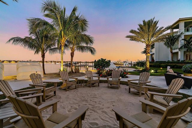 2 WATER CLUB Way 601, North Palm Beach, FL 33408