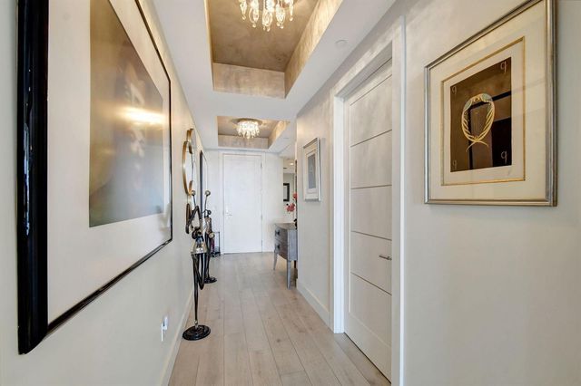 2 WATER CLUB Way 601, North Palm Beach, FL 33408