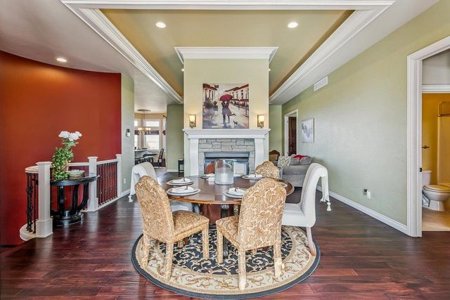 6906 E Summerside Ct, Bel Aire, KS 67226