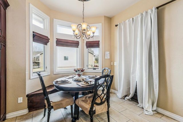 6906 E Summerside Ct, Bel Aire, KS 67226