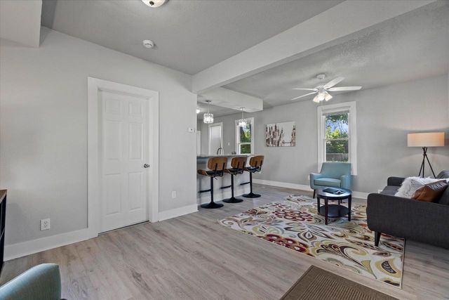 4702 N 35th STREET, Milwaukee, WI 53209