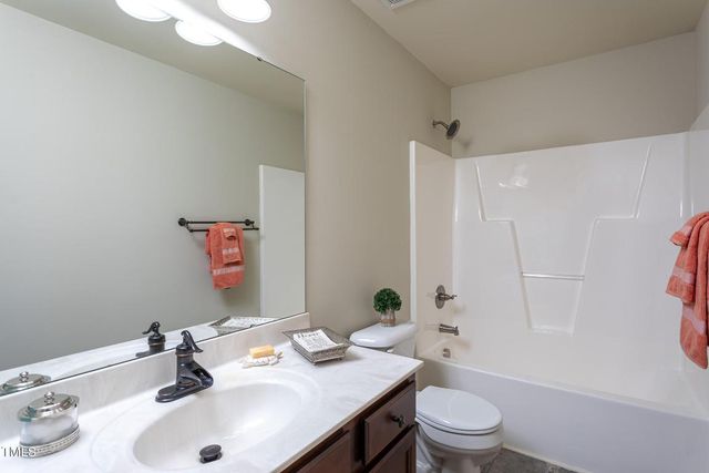 12 Hibernia Court, Smithfield, NC 27577