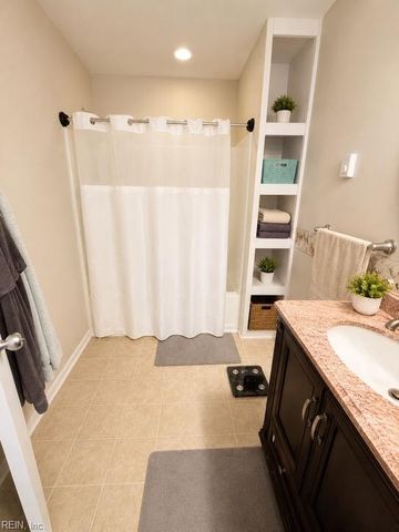 1429 Mellwood CT, Norfolk, VA 23513