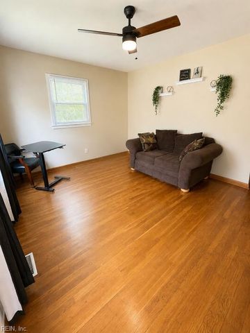 1429 Mellwood CT, Norfolk, VA 23513