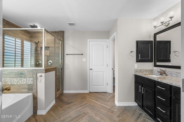 7829 ENCHANTED RIDGE Drive, El Paso, TX 79911