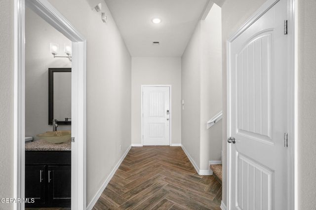 7829 ENCHANTED RIDGE Drive, El Paso, TX 79911
