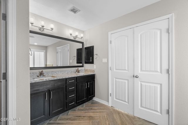 7829 ENCHANTED RIDGE Drive, El Paso, TX 79911