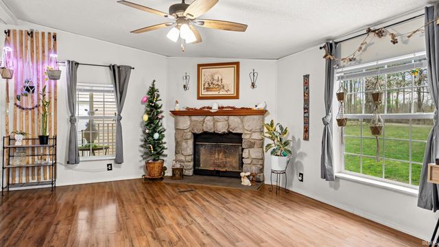 78 Jaye Lane, Bedford, IN 47421