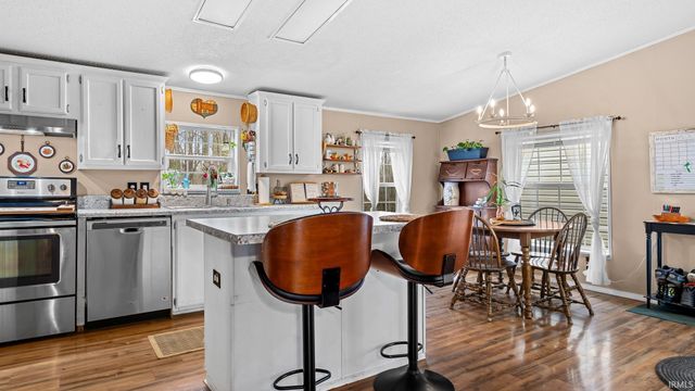 78 Jaye Lane, Bedford, IN 47421