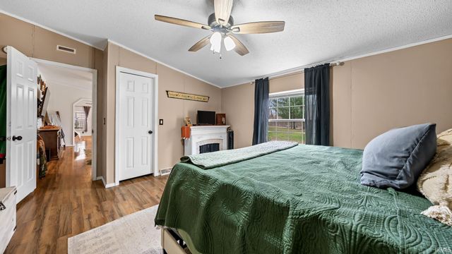 78 Jaye Lane, Bedford, IN 47421