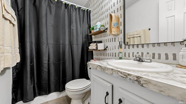 78 Jaye Lane, Bedford, IN 47421