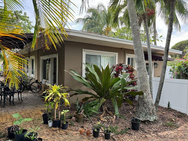 2417 NE 15th Ave 0, Wilton Manors, FL 33305