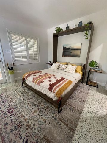 2417 NE 15th Ave 0, Wilton Manors, FL 33305